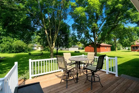 1013 9th Street Gaylord MN 55334