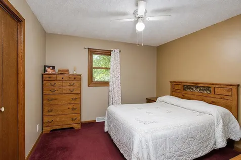 1013 9th Street Gaylord MN 55334