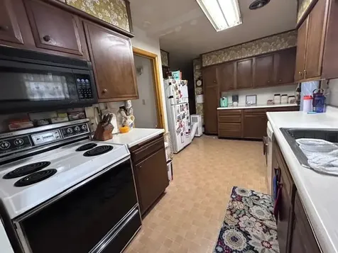 704 Maple Drive Aurora MN 55705