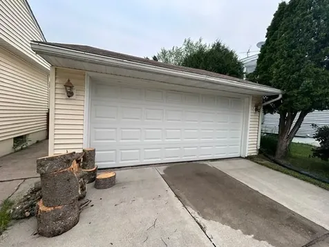 704 Maple Drive Aurora MN 55705