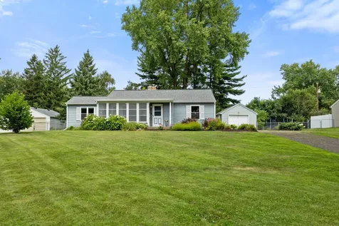 891 Edgewater Avenue Shoreview MN 55126