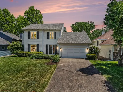 1195 Silverwood Road Woodbury MN 55125