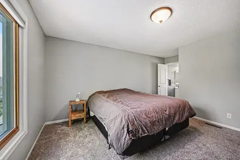 1195 Silverwood Road Woodbury MN 55125
