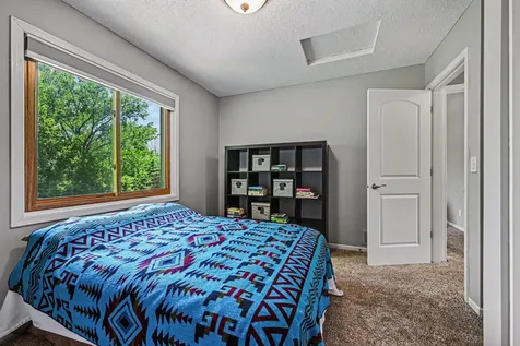 1195 Silverwood Road Woodbury MN 55125