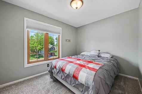 1195 Silverwood Road Woodbury MN 55125