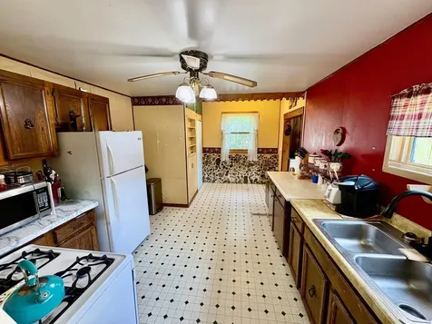 122 2nd Avenue SE Baudette MN 56623