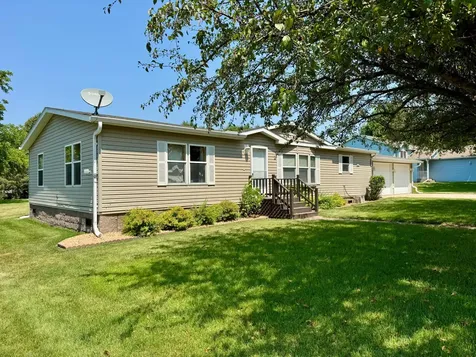 1206 Viking Drive Olivia MN 56277