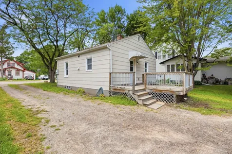 260 Buffalo Avenue S Montrose MN 55363
