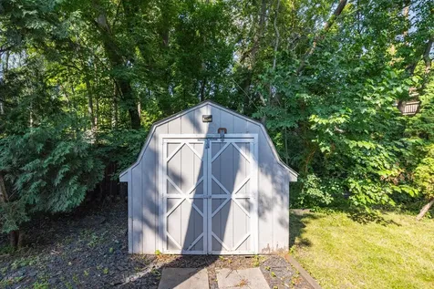 6991 Raven Court Eden Prairie MN 55346