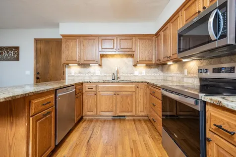 6991 Raven Court Eden Prairie MN 55346