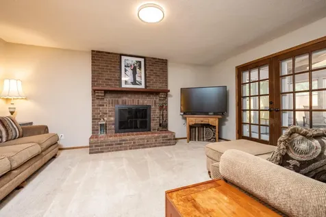 6991 Raven Court Eden Prairie MN 55346