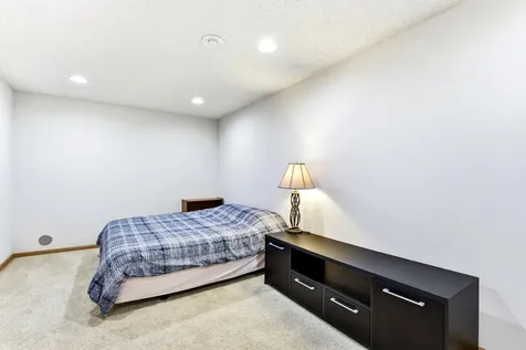 4831 Greenhaven Drive White Bear Lake MN 55127