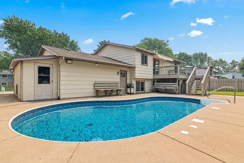 11221 Sumter Avenue N Champlin MN 55316