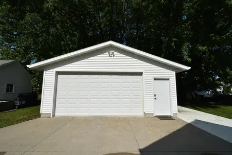 342 2nd Avenue Zumbrota MN 55992