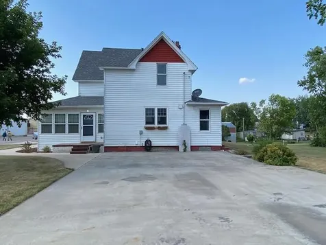 430 1st Street Arthur ND 58006