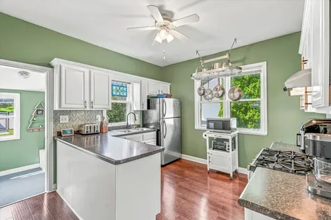 284 Winona Street E Saint Paul MN 55107
