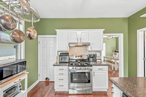 284 Winona Street E Saint Paul MN 55107