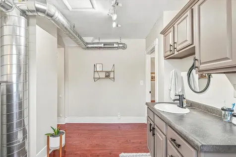 284 Winona Street E Saint Paul MN 55107
