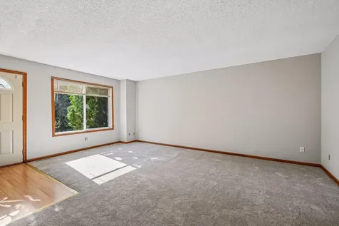 409 Hunter Drive Watertown MN 55388