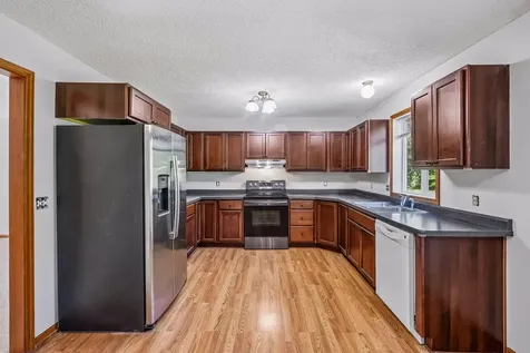409 Hunter Drive Watertown MN 55388