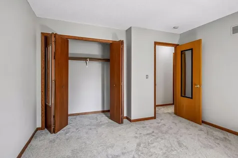 409 Hunter Drive Watertown MN 55388