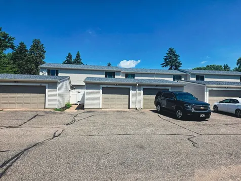 7618 Hampshire Avenue N Brooklyn Park MN 55428