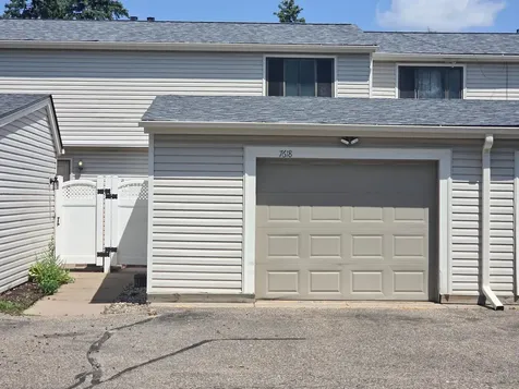 7618 Hampshire Avenue N Brooklyn Park MN 55428