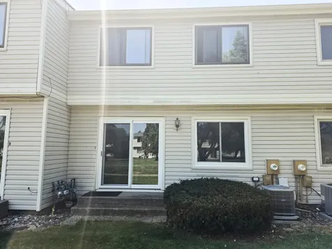 7618 Hampshire Avenue N Brooklyn Park MN 55428