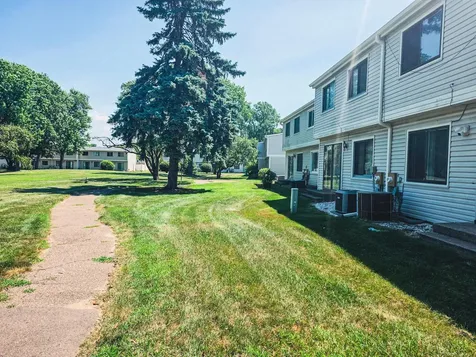 7618 Hampshire Avenue N Brooklyn Park MN 55428