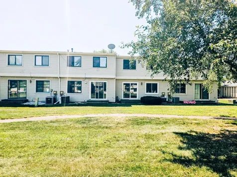 7618 Hampshire Avenue N Brooklyn Park MN 55428