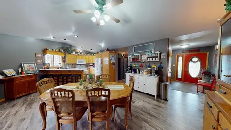 1906 Greenwood Drive Albert Lea MN 56007