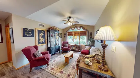 1906 Greenwood Drive Albert Lea MN 56007