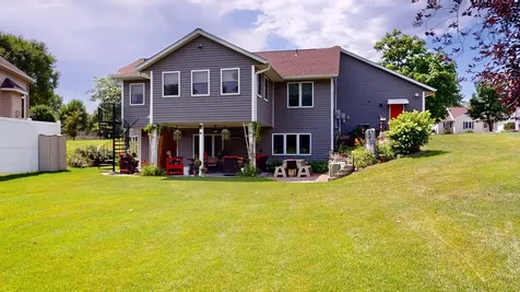 1906 Greenwood Drive Albert Lea MN 56007