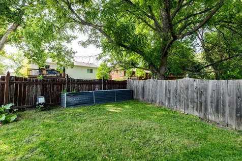 2321 Country Club Parkway Moorhead MN 56560