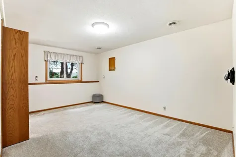 22365 Circle Lane Rogers MN 55374