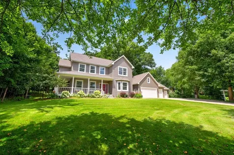 6907 Bluff Lane NW Rochester MN 55901
