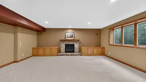 6907 Bluff Lane NW Rochester MN 55901