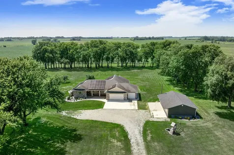 16062 County Road 3 Ellendale MN 56026