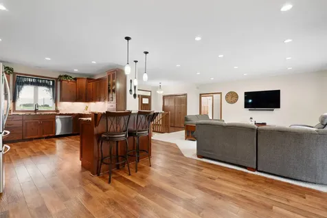 16062 County Road 3 Ellendale MN 56026