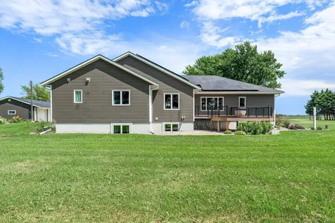 16062 County Road 3 Ellendale MN 56026