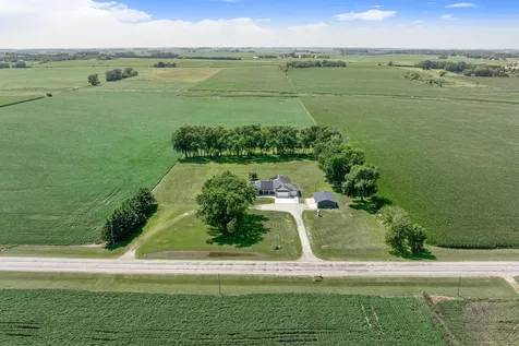 16062 County Road 3 Ellendale MN 56026