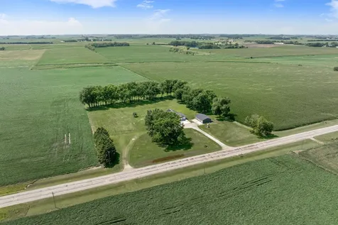 16062 County Road 3 Ellendale MN 56026