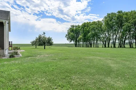 16062 County Road 3 Ellendale MN 56026