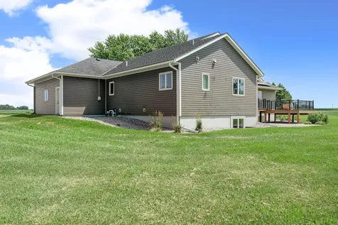 16062 County Road 3 Ellendale MN 56026