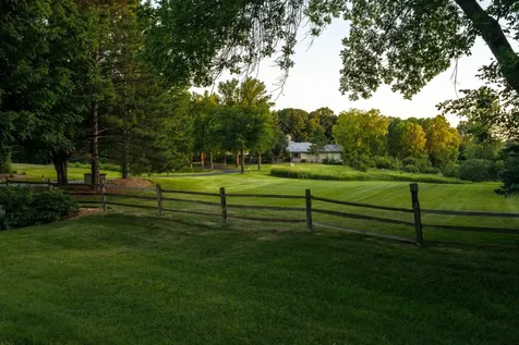 525 Navajo Road W Medina MN 55340