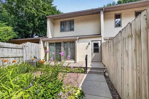 1108 Highland Avenue Northfield MN 55057