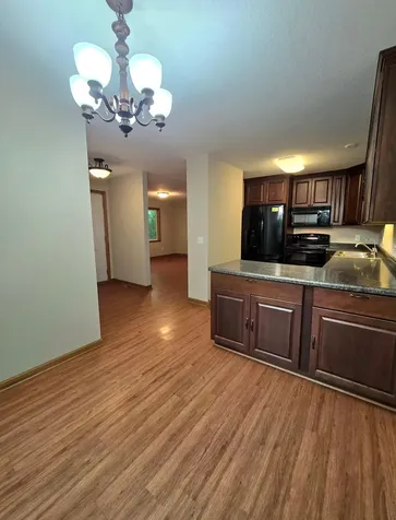 1527 Aspen Drive Eagan MN 55122