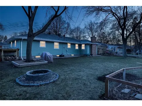 6418 37th Avenue N Crystal MN 55427