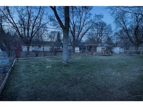 6418 37th Avenue N Crystal MN 55427