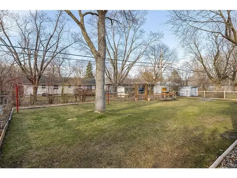 6418 37th Avenue N Crystal MN 55427